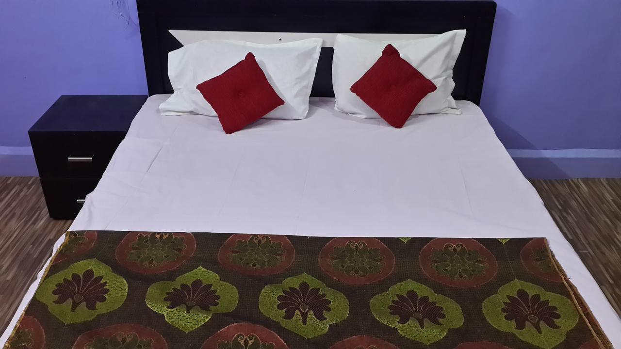 Near Railway Station Lodge Aurangabad (Maharashtra)